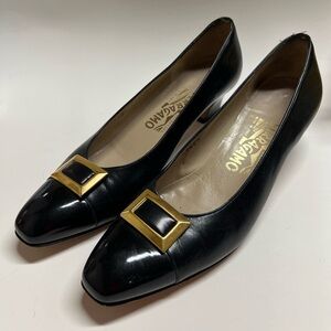 Salvatore Ferragamo Black Leather Pumps Gold Buckle Women's 8.5 AA